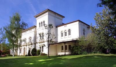 La Trobe At Beechworth - Surfers Gold Coast 3