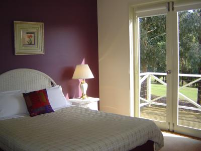 Gallery Apartments - Surfers Gold Coast 3