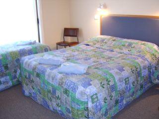 Pelicans Motel San Remo - Surfers Gold Coast 4