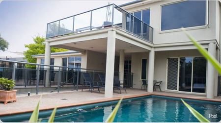 Eugenies Luxury Accommodation - Surfers Gold Coast 0