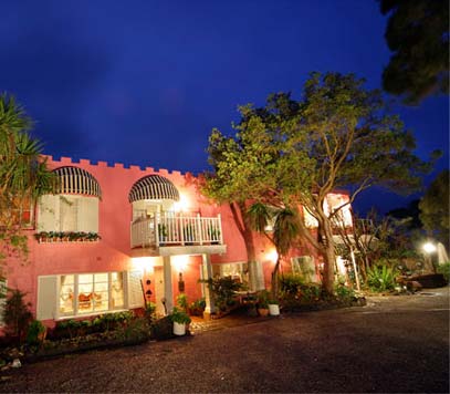 The Castle Villa By The Sea - Surfers Gold Coast 1