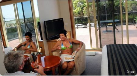 The Castle Villa By The Sea - Surfers Gold Coast 3
