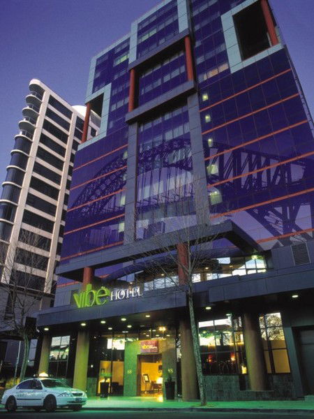 Vibe Hotel North Sydney - Surfers Gold Coast 0