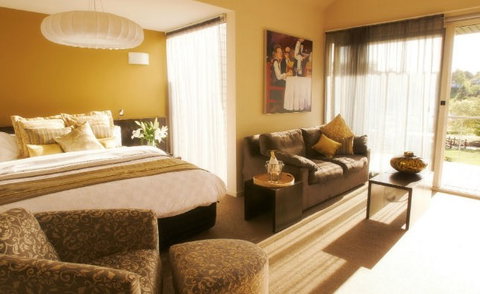 Lake House - Surfers Gold Coast 3