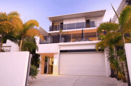 Alex Beach House - Surfers Gold Coast 0