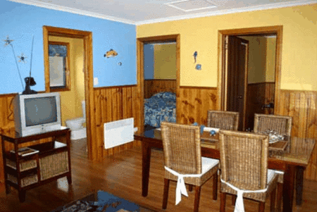 Bicheno's Gallery and Apartments - Surfers Gold Coast