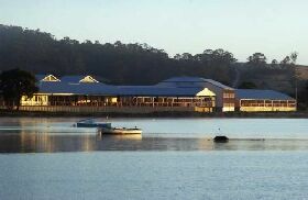 Tidal Waters Resort St Helens - Surfers Gold Coast 1