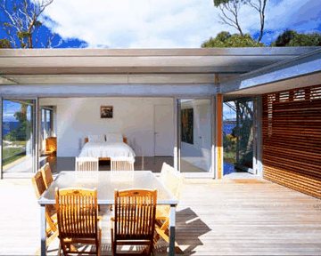 Avalon Coastal Retreat - Surfers Gold Coast