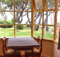 Anchlia Waterfront Cottage - Surfers Gold Coast
