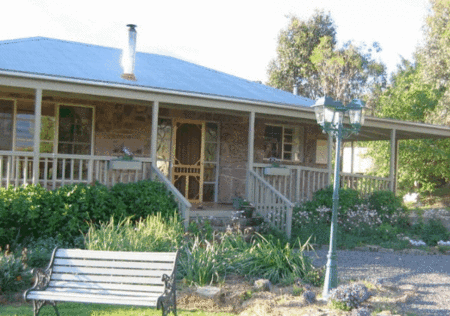 Buttercup Cottage  Apartment - Surfers Gold Coast