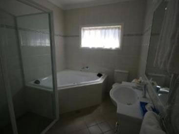 Best Western Harvest Lodge Motel - Surfers Gold Coast 3
