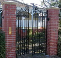 Gates Cottage Bed  Breakfast - Surfers Gold Coast