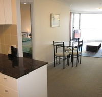 Canberra Wide Apartments - City Plaza - Surfers Gold Coast