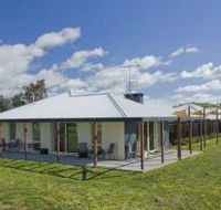 Country Guesthouse Schonegg - Surfers Gold Coast