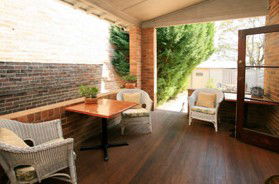 The Bank Guest House & Tellers Restaurant - Surfers Gold Coast 5