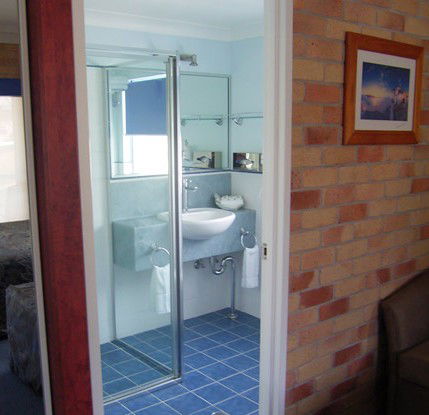 Yamba Beach Motel - Surfers Gold Coast 2