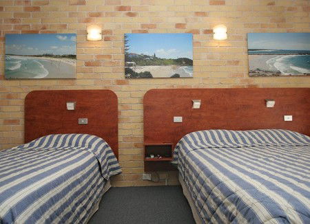 Yamba Beach Motel - Surfers Gold Coast 4