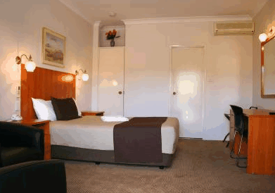 Cadman Apartments - Surfers Gold Coast 4