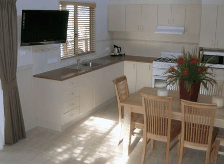 Lakesea Caravan Park - Surfers Gold Coast