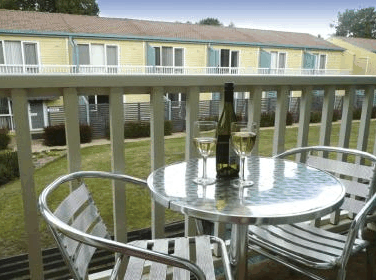 Summer East Serviced Apartments - Surfers Gold Coast 3