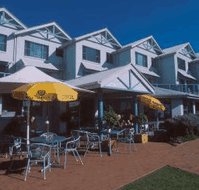 Breakers Apartments Mollymook - Surfers Gold Coast