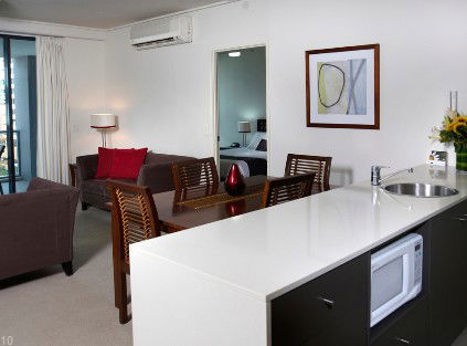 Quest Spring Hill - Surfers Gold Coast 0