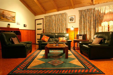 Black Dolphin Seaside Cottage - Surfers Gold Coast 3