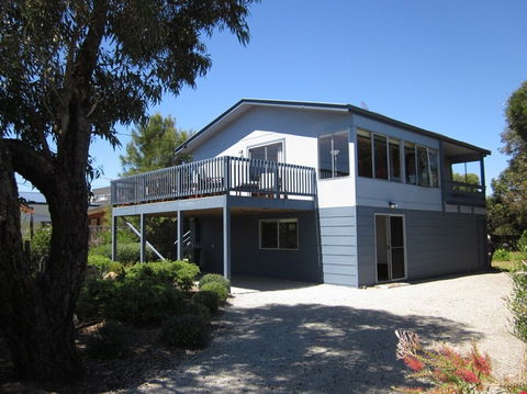 Judith Wright Stockdale & Leggo Real Estate - Surfers Gold Coast 0