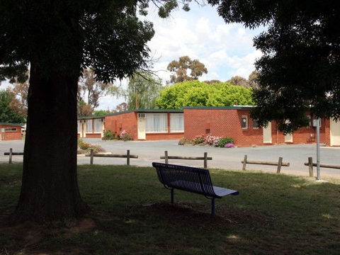 Canberra Carotel Motel - Surfers Gold Coast 3