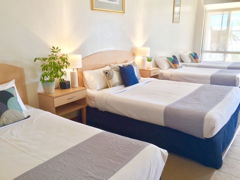 COAST Motel And Apartments - Surfers Gold Coast 4