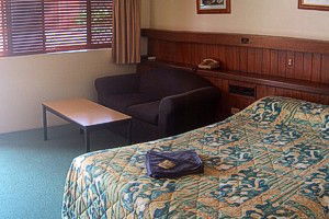Abbey Motor Inn - Surfers Gold Coast 2