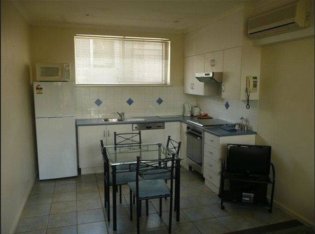 Norwood Apartments - Surfers Gold Coast 1