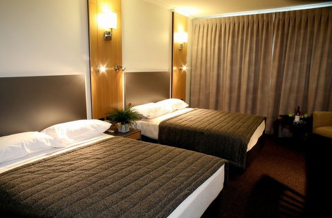 Metro Hotel Ipswich International - Surfers Gold Coast 1