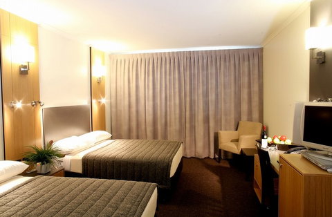 Metro Hotel Ipswich International - Surfers Gold Coast 2