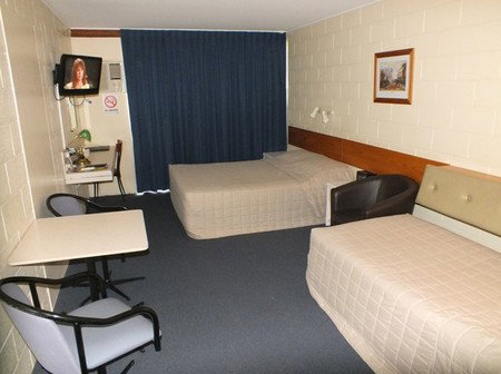 Central Motel - Surfers Gold Coast 1