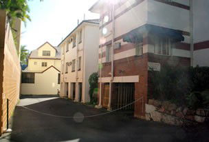 Dorchester Inn - Surfers Gold Coast 1