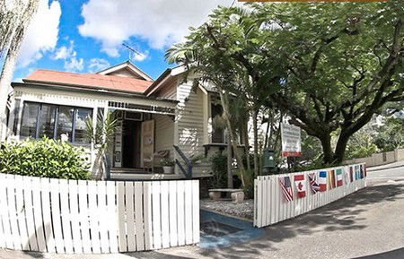 Bowen Terrace Accommodation  - Surfers Gold Coast 0