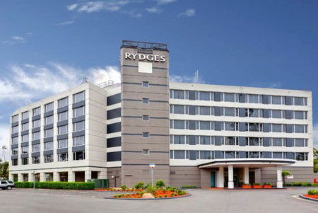 Rydges Bankstown Sydney - Surfers Gold Coast 0