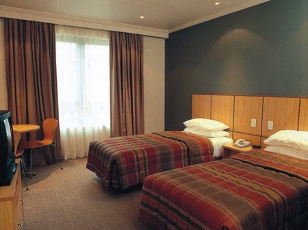 Travelodge Blacktown - Surfers Gold Coast 3