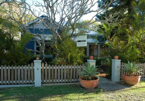 Burns At Byron - Surfers Gold Coast 0