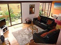 Accent Byron Townhouse - Surfers Gold Coast 2