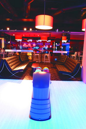 Strike Bowling Bar - Bayside - Surfers Gold Coast 3