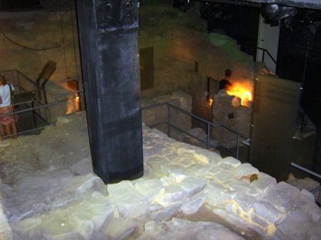 The Rocks Ghost Tours - Surfers Gold Coast 2