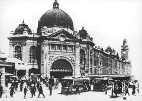 Melbourne City Heritage Walking Tours - Surfers Gold Coast 1