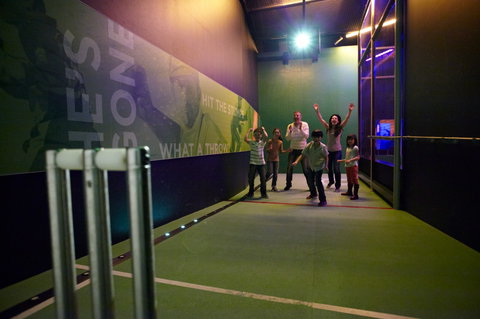 Melbourne Cricket Ground - Surfers Gold Coast 4