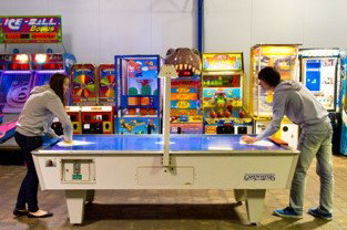 The Zone Family Entertainment Complex - Surfers Gold Coast 7