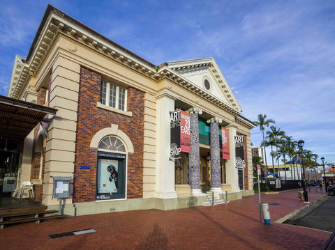 Cairns Regional Gallery - Surfers Gold Coast 9