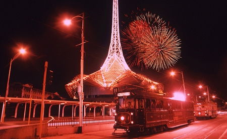 The Colonial Tramcar Restaurant - Surfers Gold Coast 5
