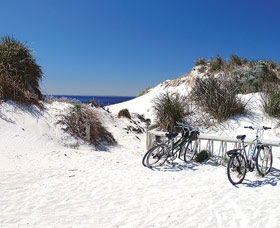 Little Parakeet Bay - Surfers Gold Coast 0