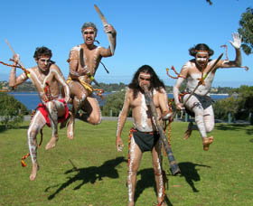 Wadumbah Aboriginal Dance Troupe - Surfers Gold Coast 0